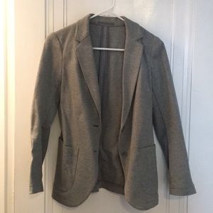 Comfortable light weight blazer